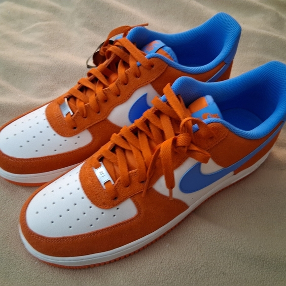 Nike Air Force 1 Low \'07 LV8 Safety Orange University Blue NWOB Size12.5 main image 7